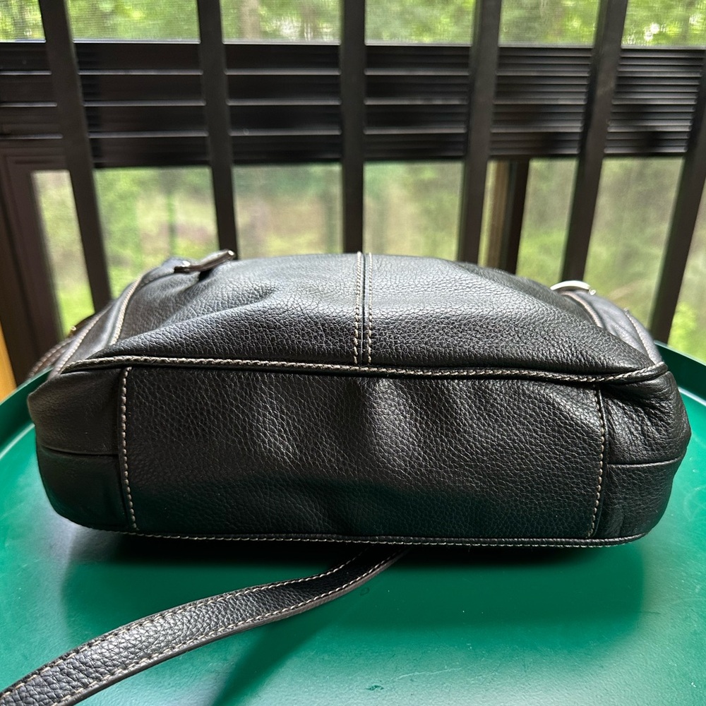 Boho Black Leather Tignanello Hobo Slouched Bag - Lots of Pockets! Fits iPad - Picture 14 of 16